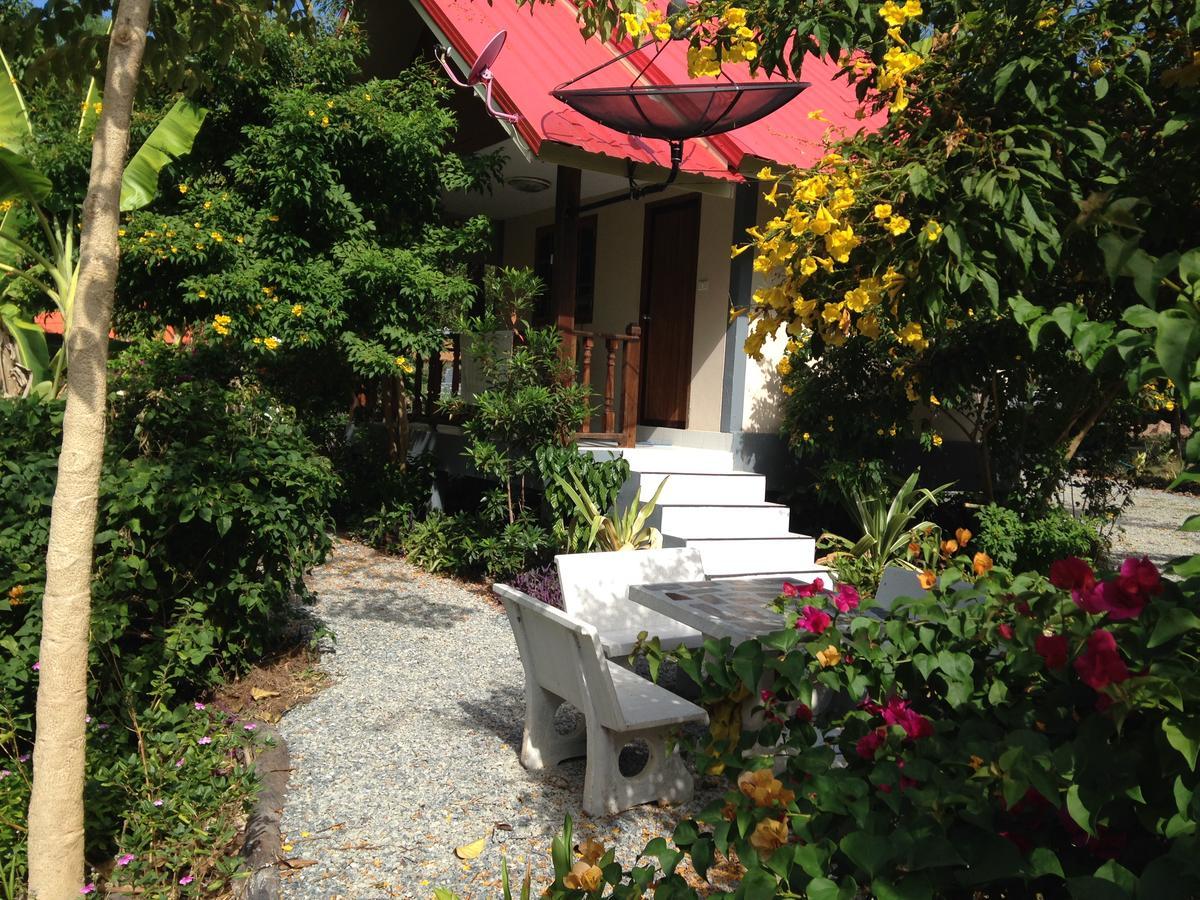 Areeya Resort Watthana Nakhon Exteriér fotografie
