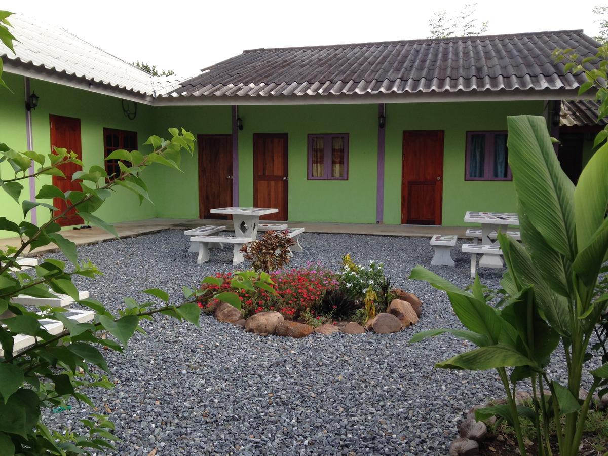 Areeya Resort Watthana Nakhon Exteriér fotografie