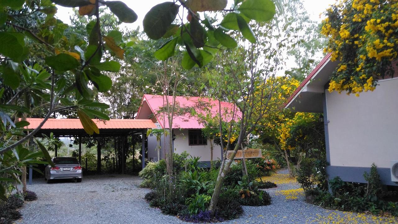 Areeya Resort Watthana Nakhon Exteriér fotografie